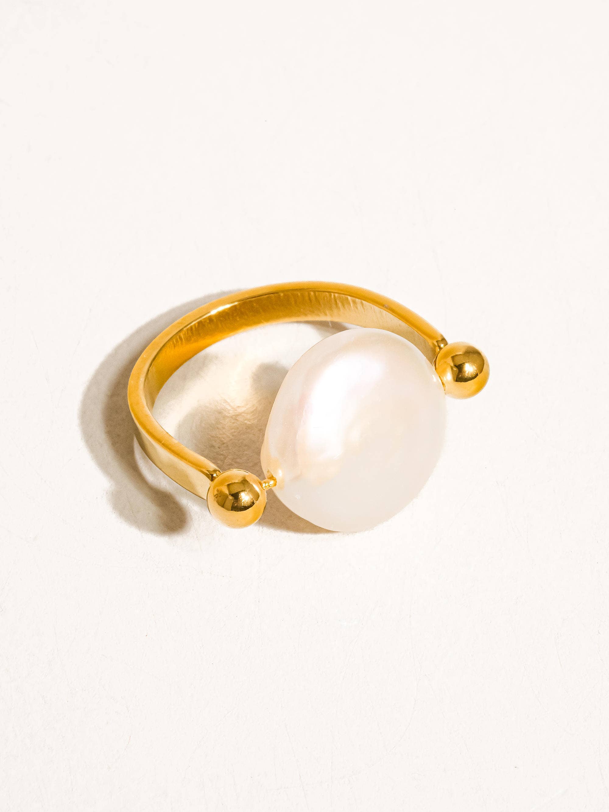 Image of Déodat 18K Gold Non-Tarnish Baroque Pearl Ring